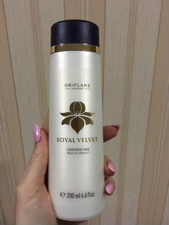 Очищающее молочко+ смягчающей гель Royal Velvet