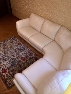 Угловой диван белая кожа 280х220