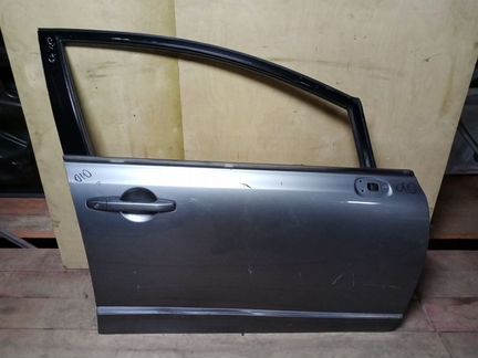 Дверь передняя правая Honda Civic 4D 06-11г