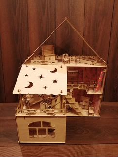 Большой кукольный домик