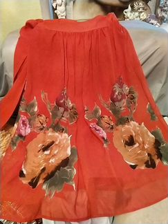 Юбочный костюм на лето