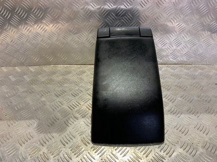 Подлокотник Volvo V70 B4204T7 2012
