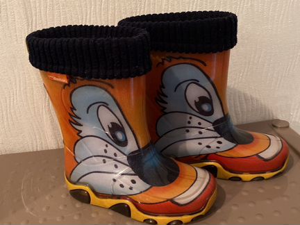 Резиновые сапоги