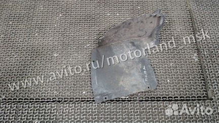 Подкрылок левый передний Mercedes C W203, 2004