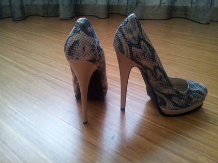 Новые туфли Bebe USA 39-40 размер, нат.кожа