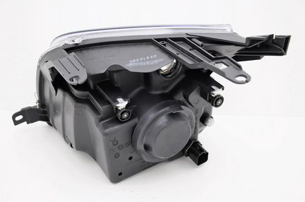 Ford Fusion фара новая левая правая 2002-2010