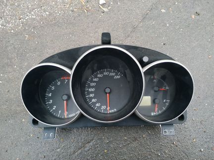 Mazda 3 BK панель приборов