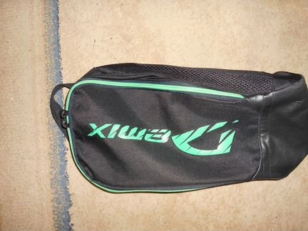 Продаю спортивную сумку Demix