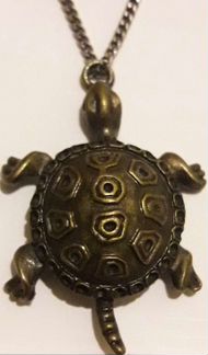 Цепочка кулоном черепахи