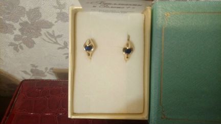 Серьги золотые с нат.сапфиром 