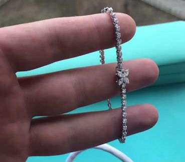 Браслет из белого золота с бриллиантами 3 ct