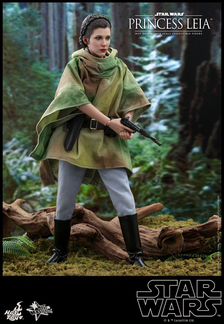 Фигурка Hot Toys Star Wars: Princess Leia MMS549
