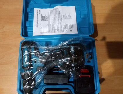 Шуруповерт makita