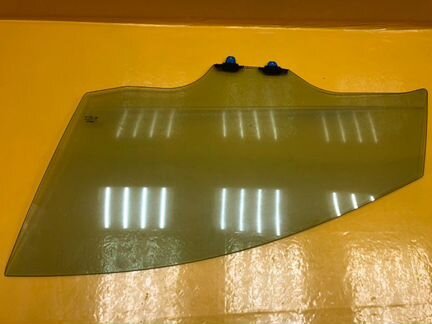 Стекло двери переднее левое Nissan Murano Z52