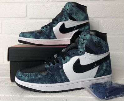 Кроссовки Nike Air Jordan 1 Tie-Dye