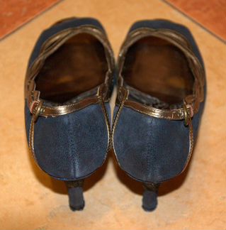 Туфли праздничные