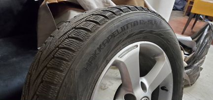 Продам зимние колёса 235/65/17 от VW Touareg