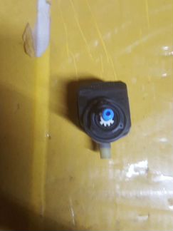 Корректор фары левый Tiida C11 2007 - 2014