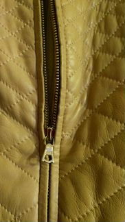 Куртка кожаная с воротником из норки