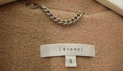 Пальто бренда Форма