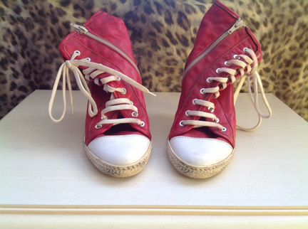 Кеды кожаные на каблуке