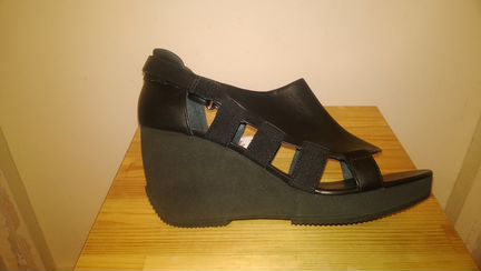 Босоножки женские кожаные Camper