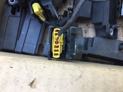 Датчик бокового удара 1J0909606N VW Passat b5