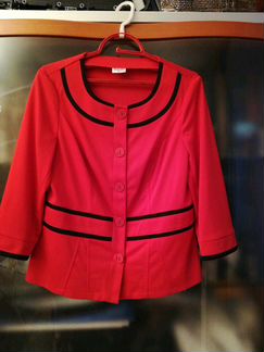 Женский красный пиджачек,размер 46