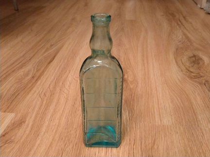 Бутылка из под уксуса (трехгранная) СССР