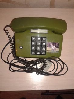 Телефон кнопочный