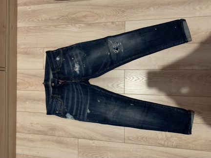Джинсы dsquared2