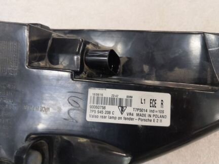 Фонарь задний правый Porsche Сayenne 958 2016