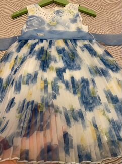 Платье Artigli новое 3 года