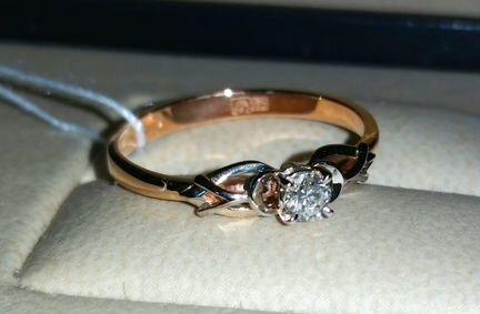 Кольцо золотое с бриллиантом (Россия)