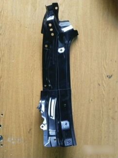 Суппорт правого фонаря Honda CR-V 4