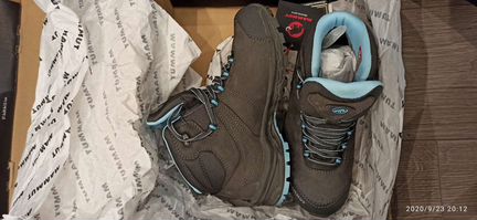 Трекинговые ботинки женские Mammut