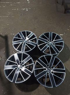 Диски бу литые R18 S на VW Touareg