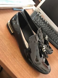 Абсолютно новые туфли лоферы