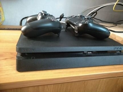 Sony PlayStation 4 Slim 1TB Black (CUH-2208B)