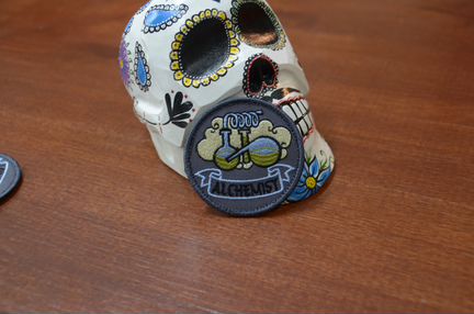 Патч Алхимик или самогонный аппарат с липучкой