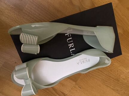 Босоножки furla пляжные оригинал