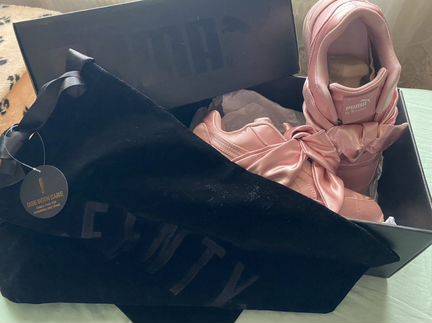 Кроссовки Rihanna x Puma Fenty Bow Silver Pink
