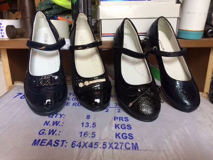 Туфли новые для девочек рр31-37