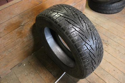 Шина бу 235-60-18 Nokian Hakkapeliitta 7 SUV