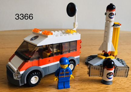 Lego City Space Port 3366 3367 3368