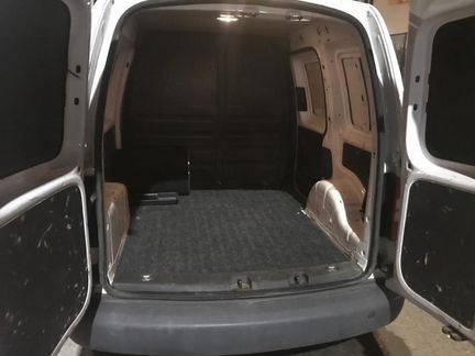 Volkswagen Caddy 1.6 МТ, 2010, 320 000 км