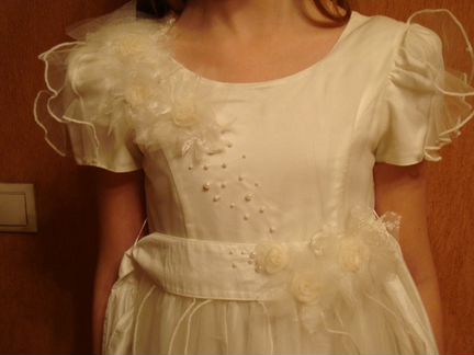 Новогодне-бальное платье на девочку 6-8 лет