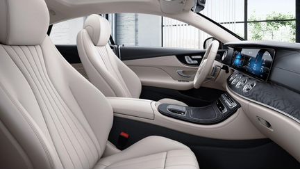 Mercedes-Benz E-класс 2.0 AT, 2020