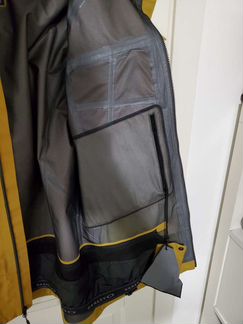 Oakley Solitude 3L Gore-Tex Jacket Deadstock