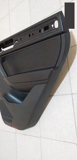 Обивка двери задняя правая Vw Touareg 7P 2010-2018